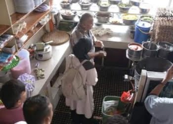 Lima Restoran dan Rumah Makan di Padang Panjang Diaudit Tim Sertifikasi Halal Sumbar