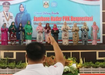 Bupati Sutan Riska: Kader PKK Ujung Tombak Pembangunan SDM di Nagari