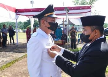 Dikukuhkan Sebagai Camat Padang Laweh, Berlian Diminta Sukseskan MTQ 2022 Dharmasraya