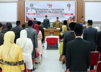 Walikota Erman Safar Lantik 49 Pejabat Esolon Pemko Bukittinggi