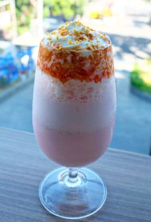 Corn Strawberry Cream