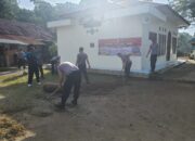 Baru Menjabat, Kapolsek IV Angkek Canduang Goro Bersama Bersihkan Perkarangan Kantor