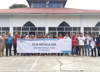 Manajemen PLN Kupas Bahaya Listrik Dihadapan Siswa saat  Mengajar di Solok dan Payakumbuh