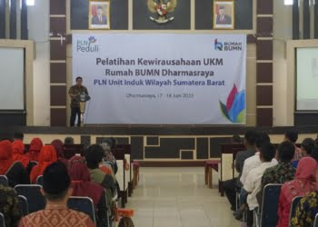 Rumah BUMN PLN Latih UKM Dharmasraya Cara Berjualan Online