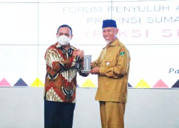 Sumbar Terima Penghargaan dari KPK RI Sebagai Provinsi Terbaik III Nasional Capaian MCP