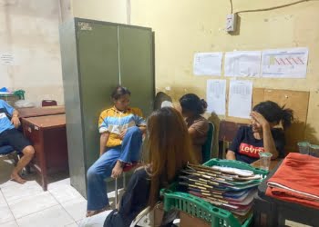 Satpol PP Padang Bongkar Praktek Prostitusi Online Via Mi Chat di Hotel