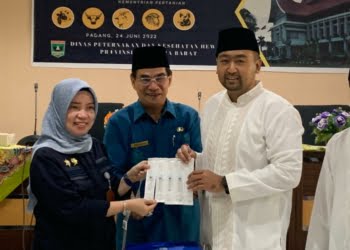 Wagub Audy Joinaldy: Jangan Khawatir, Daging Sapi PMK Aman Dikonsumsi!