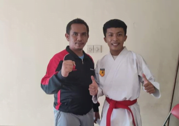 Politeknik ATI Padang Raih Perak Cabang Karate di POMProv Sumbar 2022