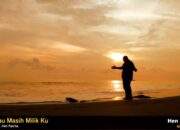 Hen Parcha Rilis 3 Videoklip Lagu “Kau Masih Milikku” Berlokasi  di Pantai Parupuk Tabing