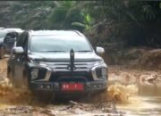 Alokasikan Anggaran Rp234 Miliar, Gubernur Mahyeldi Tinjau Jalan Teluk Tapang -Simpang Tenggo Pasaman Barat