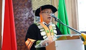 Sosiolog Unand, Fachrina