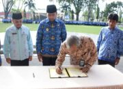 PT Semen Padang, Pemprov dan Pemkab Agam Tanda Tangani MoU Pengembangan Danau Maninjau dan Lingkungan Hidup