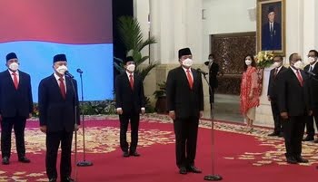 Reshuffle Kabinet, Presiden Jokowi Lantik Ketua Umum PAN dan Mantan Panglima TNI Jadi Menteri