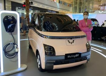 Wah..! Mobil Listrik Wuling Mulai Mengaspal, Bisa Dipesan Online Lho…