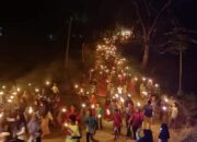 GALERI FOTO: Indahnya Ranah Minang di Sijunjung, dari 1001 Obor Anak Nagari Hingga 200 Talam Jamba Bundo Kanduang