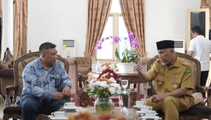 Temui Gubernur Mahyeldi, GM PLN Minta Maaf atas Kejadian Sumbar Gelap Gulita Senin Malam