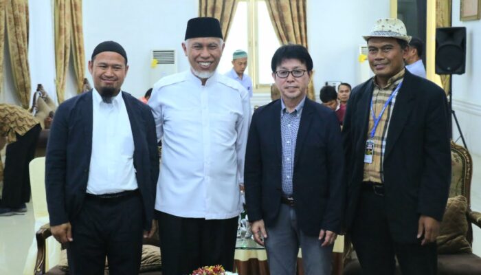 Tertarik Bangun Pembangkit Listrik Bio Energi di Mentawai, Investor asal Jepang Temui Gubernur Sumbar