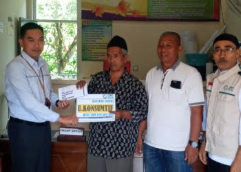 Lagi, YBM PLN Sumbar Salurkan Bantuan Sambung Listrik Gratis di Nagari Mundam Sakti Silungkang