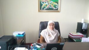 Kepala Dinas Perikanan dan Ketahanan Pangan Agam, Rosva Deswira