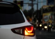 TIPS: Aturan Main Lampu Sein, Cara Penggunaan dan Sanksi Hukumnya