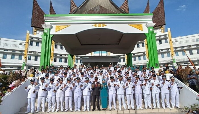 68 Wali Nagari Dilantik, Bupati Lima Puluh Kota: Potensi Nagari Sebagai Poros Pembangunan Daerah