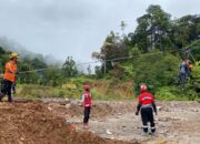 Tingkatkan Skill, Rescuer MRT Semen Padang Latihan Gabungan Bersama Basarnas di Pucak Bukit Karang Putih