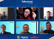 Hadirkan Creativity Insight Bersama Dennis Adhiswara, Telkomsel Gelar Webinar Edutalk untuk Mahasiswa UIR