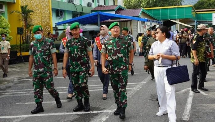 Korem 032/Wbr dan Yayasan Budha Tzu Chi Indonesia Gelar Baksos di RS TK III dr. Reksodiwiryo
