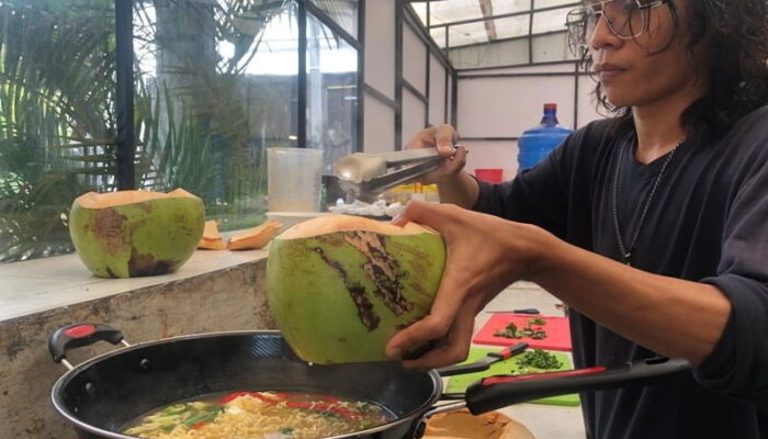 Unik! Kafe Kupi Batigo Sajikan Mie Karambia Mudo 