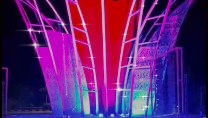 Tugu Apeksi Bersinar Warna-warni, Aie Pacah Mulai Terasa Jadi Pusat Kota Padang