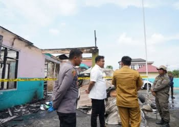 Kantor Walinagari Muaro Sopan Tinggal Puing, Bupati Sutan Riska Pastikan Pelayanan Masyarakat Tetap Jalan