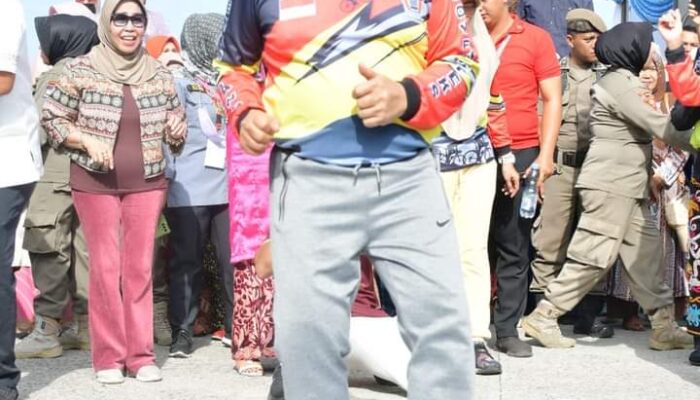 SERBA SERBI: Ketika Walikota Gorontalo Menari di Atas Pecahan Kaca, Walikota se-Indonesia Pun Terpukau