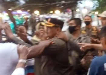 Bentrokan Pol PP dan PKL: Pengamat dan DPRD Padang Dukung Penertiban, “Nggak Ada Cerita, Hukum Harus Ditegakan!”