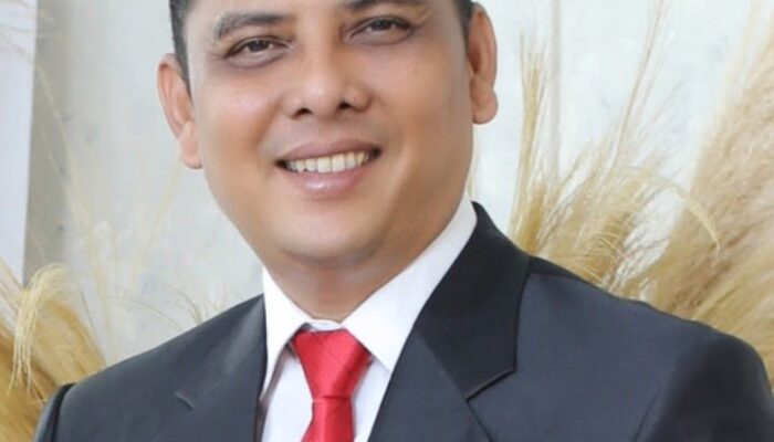 Budi Syahrial: Pemko Harus Segera Bikin Perwako PKL di Pantai Padang 