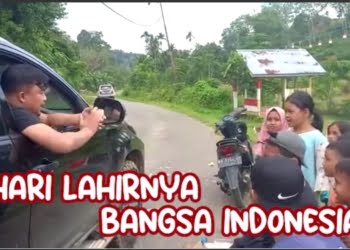 Riang Gembira Bocil Minta Sumbangan 17 Agustus! Stop Mobil Lewat, Ternyata Sopirnya Bupati Sutan Riska