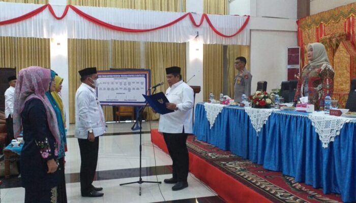 BKKBN Sumbar Kukuhkan TPPS Kabupaten Padang Pariaman