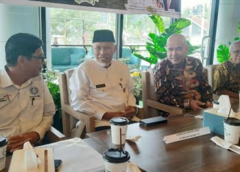 Bertemu Gubernur, ASITA Sumbar Mengadu Nasib Merugi Miliaran Rupiah Gegara Penerbangan BIM-Madinah Tak Kunjung Dibuka