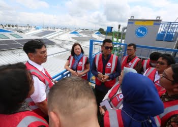 Kolaborasi Wujudkan Industri Hijau, PLN Serahkan 800 Unit REC Setara 800 MWh Listrik EBT Ke Danone