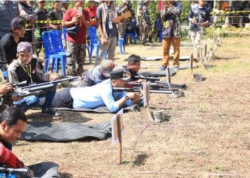 Doorrr… Doorrr..! Dengan Senjata Laras Panjang, Bidikan Bupati Sijunjung Lumpuhkan Sasaran