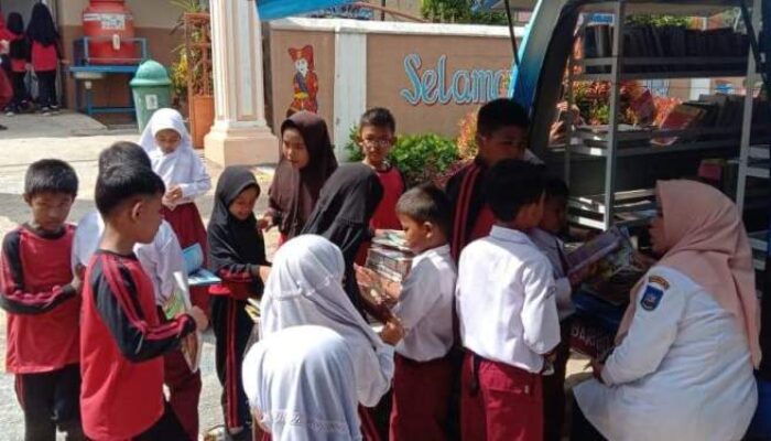 Dinas Perpustakaan dan Kearsipan Sawahlunto Maksimalkan Budaya Membaca Pada Pelajar Hingga Pelosok