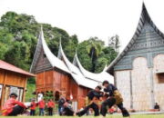 Gubernur Mahyeldi Dorong Pokdarwis Gencar Promosikan Potensi Pariwisata dan UMKM Nagari di Internet