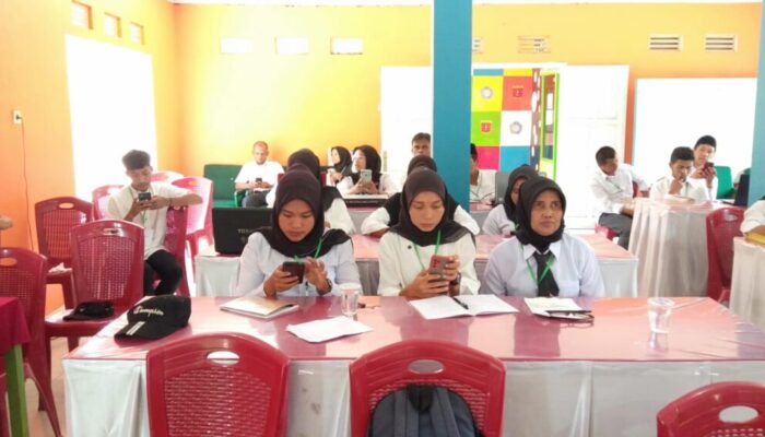 FOTO-FOTO: Pelatihan Digital Marketing & Branding Bagi UMKM dan Perangkat Nagari yang Digelar PNP-Telkom University di Agam