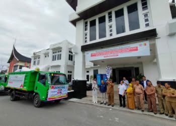 MoU Penanganan Sampah, Pemko Solok Manfaatkan Aplikasi Nabuang Sarok Semen Padang
