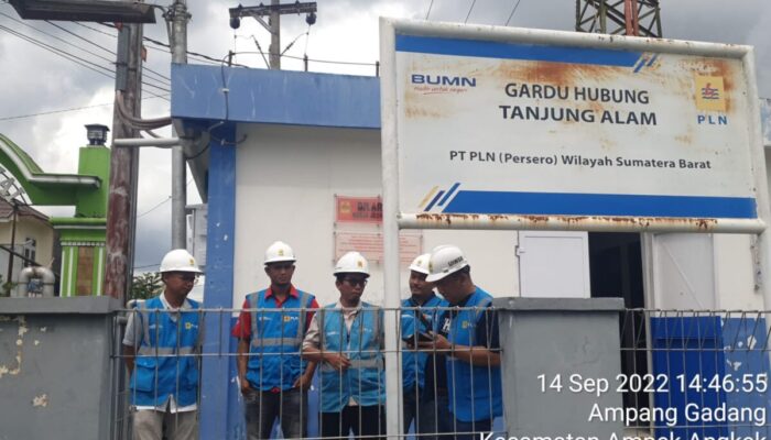 Minimalisir Potensi Gangguan Listrik, PLN Bukittinggi Rutin Lakukan Care For Asett