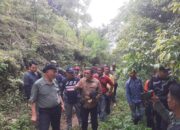 Telusuri Jalan Alternatif Kelok 44, Gubernur Mahyeldi Jalan Kaki 11 Km Menembus Hutan Malalak-Maninjau