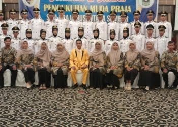 SMA Praja Nusantara Sumbar Kukuhkan Muda Praja di Pangeran Beach Hotel Padang
