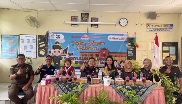 Cegah Kenakalan Remaja, Kejari Padang Gelar Jaksa Masuk Sekolah 