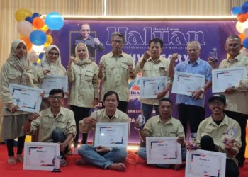 Selamat! Berikut Penerima Haluan Awards 2022, dari Karyawan Berprestasi Hingga Purna Bakti