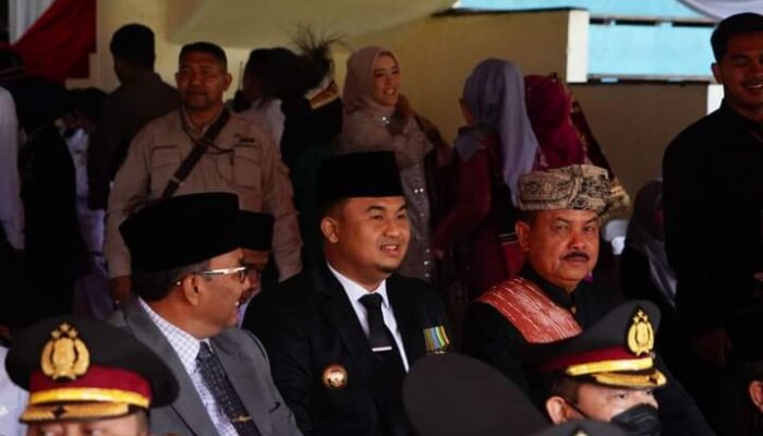 Hadiri Upacara 5 Oktober di Padang, Bupati Sutan Riska Bersama Forkopimda Dharmasraya Ucapkan Dirgahayu TNI ke-77