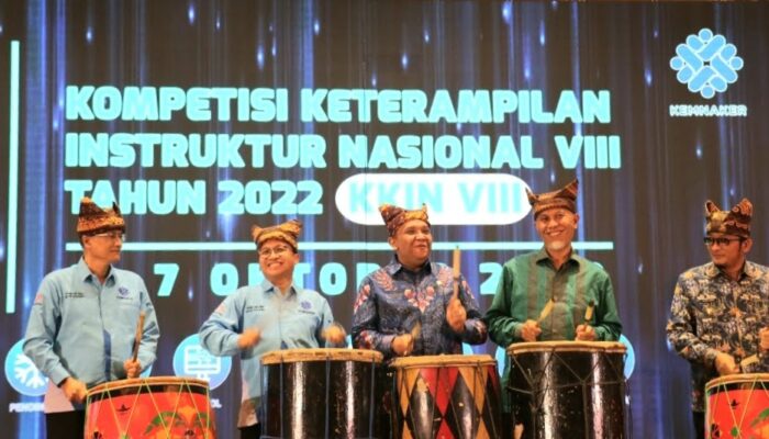 108 Instriktur Keterampilan dari 12 Regional di Tanah Air Berkompetisi Jadi yang Terbaik di KKIN VIII Padang
